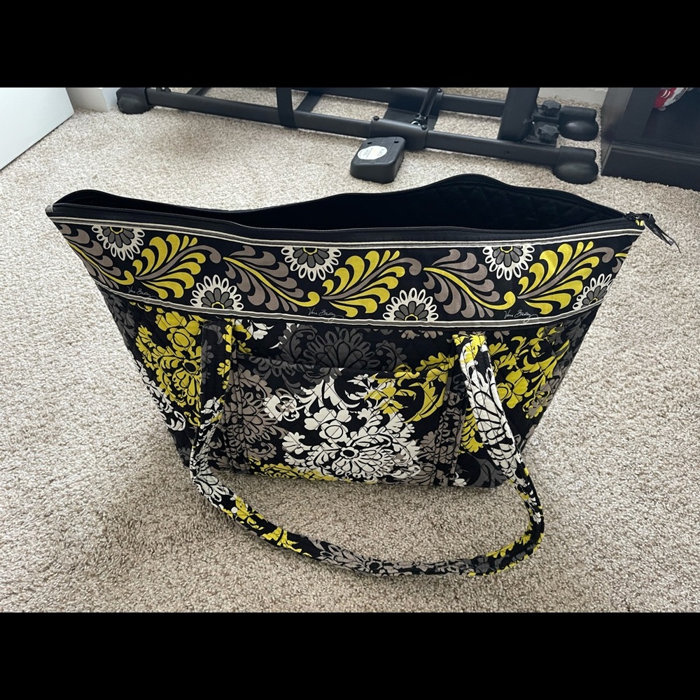 Vera Bradley large tote bag